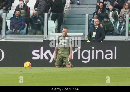 Torino, Italien. 6. Januar, 2020. 04 radja nainggolan (Cagliari) delusionduring Juventus vs Cagliari, italienische Fußball Serie A Männer-WM in Turin, Italien, 06 Januar 2020 - LPS/Claudio Benedetto Credit: Claudio Benedetto/LPS/ZUMA Draht/Alamy leben Nachrichten Stockfoto