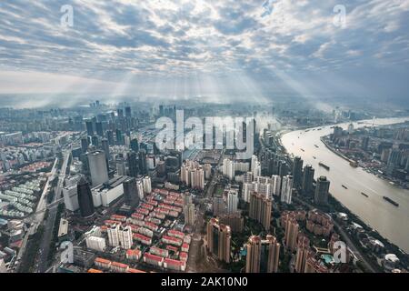 Luftaufnahme von Shanghai City Center am Morgen. Stockfoto