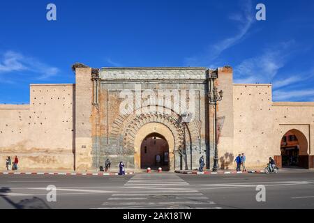 Bab Agnaou Tor und Mauer, Marrakesch, Marrakesch, Marrakesch, Marokko, Nordafrika Stockfoto