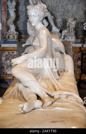 Italienische Kunst, Paolina Borghese Bonaparte, Pauline Bonaparte Marmorstatue von Antonio Canova, Saal von Paolina, Galleria Borghese Museum, Rom, Italien Stockfoto