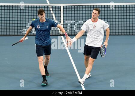 Sydney, Australien. 7. Januar 2020; Sydney Olympic Park Tennis Centre, Sydney, New South Wales, Australien; ATP-wm Australien, Sydney, Tag 5; Großbritannien gegen Moldawien; Jamie Murray und Joe Salisbury in Großbritannien gegen Alexander Cozbinov und Radu Albot der Republik Moldau; Jamie Murray und Joe Salisbury Großbritannien reagiert, nachdem er einen Punkt in ihrem Match gegen Alexander Cozbinov und Radu Albot der Republik Moldau - Redaktionelle Verwendung Credit: Aktion Plus Sport Bilder/Alamy leben Nachrichten Stockfoto
