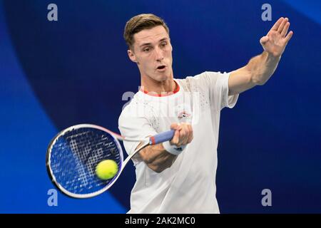 Sydney, Australien. 7. Januar 2020; Sydney Olympic Park Tennis Centre, Sydney, New South Wales, Australien; ATP-wm Australien, Sydney, Tag 5; Großbritannien gegen Moldawien; Jamie Murray und Joe Salisbury in Großbritannien gegen Alexander Cozbinov und Radu Albot der Republik Moldau; Joe Salisbury Großbritannien hits eine Vorhand gegen Moldawien - Redaktionelle Verwendung Credit: Aktion Plus Sport Bilder/Alamy leben Nachrichten Stockfoto