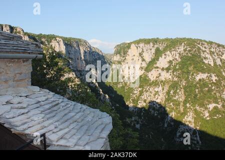 Kloster von Agia Paraskevi auf Monodendri die Vikos Schlucht Griechenland Stockfoto