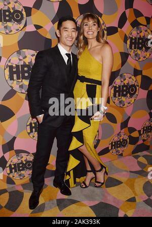 BEVERLY HILLS, Ca - 05. Januar: Mike Moh (L) und Richelle Moh besuchen HBO Offizielle Golden Globes After Party auf ca. 55 Restaurant am Januar 05, 2020 in Los Angeles, Kalifornien. Stockfoto