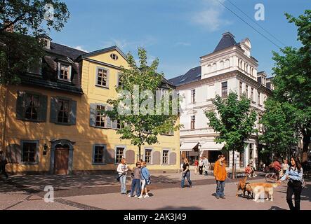 Das Haus von Friedrich Schiller in der Schillerstraße in Weimar, Deutschland. Das klassische Weimar gehört zum UNESCO-Weltkulturerbe seit Stockfoto