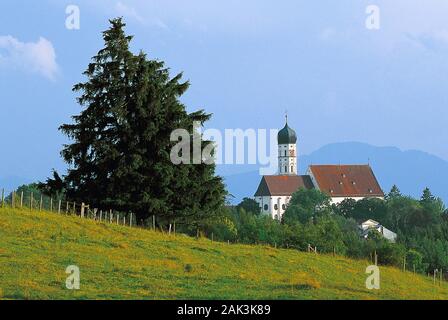 Die Pfarrkirche St. Martin von Marktoberndorf im Allgäu, Deutschland, gebaut in 1200 und in den frühen Rokoko Stil in der eightee Stockfoto