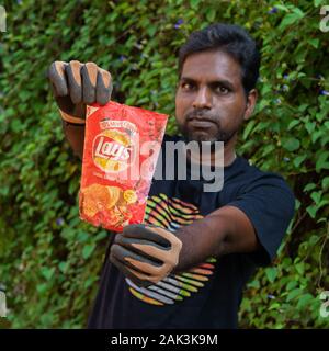 Auroville, Indien - 21. September 2019: Das weltweit Suche umweltschädlichsten Marke im globalen Prüfung der Kunststoffabfälle. Stockfoto