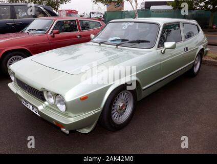 Drei Viertel Vorderansicht eines 1989, Middlebridge Scimita GTE, auf Anzeige in der Middlebridge Enthusiasten Krummsäbel, bei der Silverstone Classic 2019 Stockfoto
