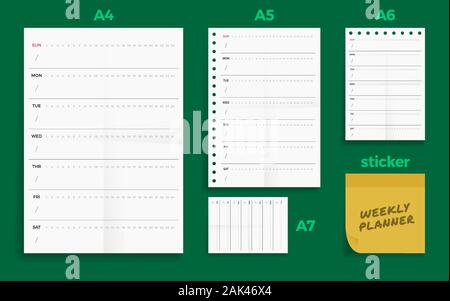 Satz von Zerknitterten vier Standart leer wöchentlicher Planer Serie ein Format, Papier A4, A5, A6 und A7-Größe mit Hinweis Aufkleber Stock Vektor