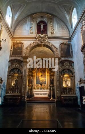 Innenraum des Kloster des Hl. Petrus von Alcantara (Convento de Sao Pedro de Alcantara), Bairro Alto, Lissabon, Portugal Stockfoto