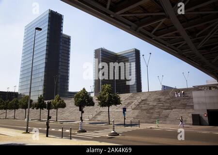 Bibliotheque Nationale de France in der Anlage" Francois Mitterrand', Paris, Frankreich | Verwendung weltweit Stockfoto