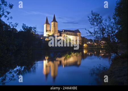 Rochlitz: Schloss Rochlitz an der Mulde, am Abend, Leipzig | Verwendung weltweit Stockfoto