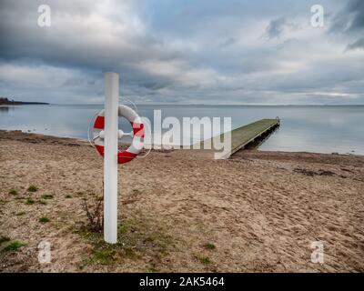 Steg an einem bewölkten Tag in Fredericia am Kleinen Belt, Dänemark Stockfoto