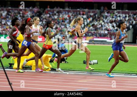 Ajee Wilson (USA), Melissa Bischof (Kanada), Hedda Hynne (Norvege), habitam Alemu (Ethiopie), Rose Mary Almanza (Kuba) und Noélie Yarigo (Benin) im ersten Halbfinale 800 m Frauen der IAAF Leichtathletik WM am 6. August im Olympischen Stadion in London, Großbritannien 201st Foto Laurent Lairys/DPPI Stockfoto