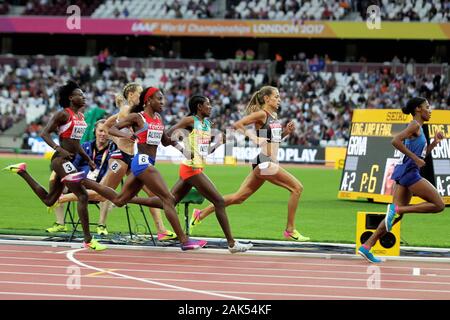 Ajee Wilson (USA), Melissa Bischof (Kanada), Hedda Hynne (Norvege), habitam Alemu (Ethiopie), Rose Mary Almanza (Kuba) und Noélie Yarigo (Benin) im ersten Halbfinale 800 m Frauen der IAAF Leichtathletik WM am 6. August im Olympischen Stadion in London, Großbritannien 201st Foto Laurent Lairys/DPPI Stockfoto