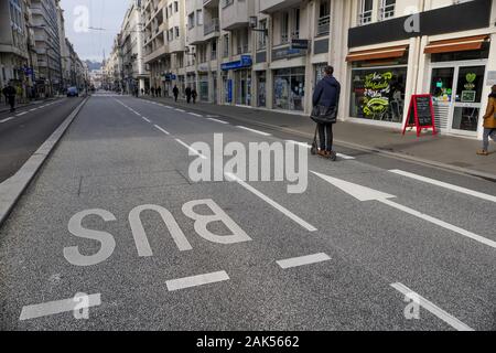 Große eigene Website Busspuren, Lyon, Rhone, Frankreich Stockfoto