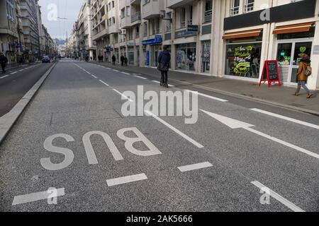 Große eigene Website Busspuren, Lyon, Rhone, Frankreich Stockfoto