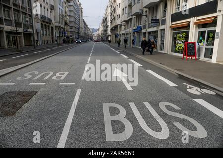 Große eigene Website Busspuren, Lyon, Rhone, Frankreich Stockfoto