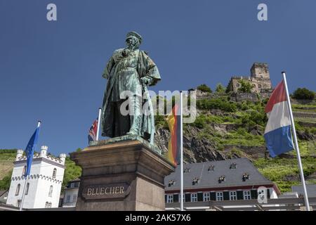 Kaub: Bluecher-Denkmal unterhalb der Burg Gutenfels, Rhein | Verwendung weltweit Stockfoto