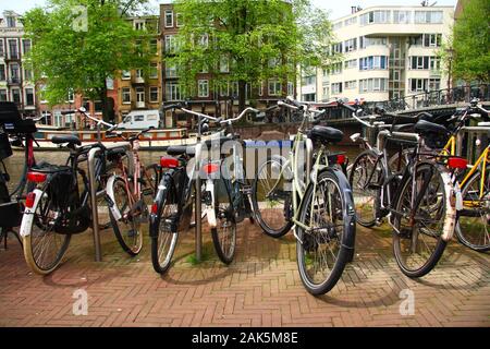 Fahrräder in Amsterdam Stockfoto