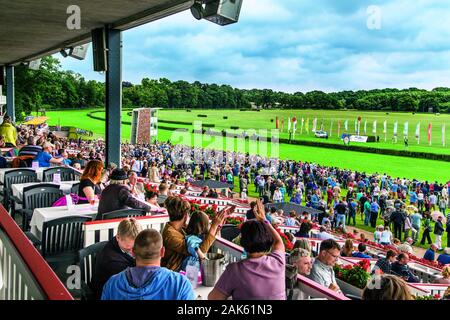 Steglitz-Zehlendorf: Galopprennbahn Hoppegarten, Berlin | Verwendung weltweit Stockfoto