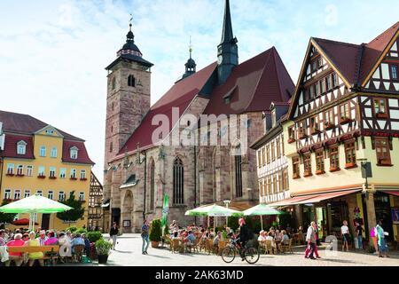 Schmalkalden: Altmarkt mit Stadtkirche St. Georg und Fachwerkhaeusern, Rhön | Verwendung weltweit Stockfoto