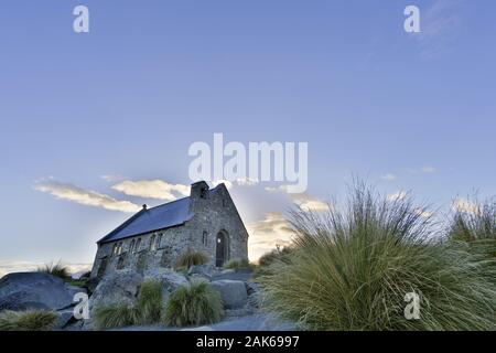 Suedinsel/Canterbury: Tekapo, Kirche des Guten Hirten (Kirche des Guten Hirten) am Lake Tekapo, Neuseeland | Verwendung weltweit Stockfoto