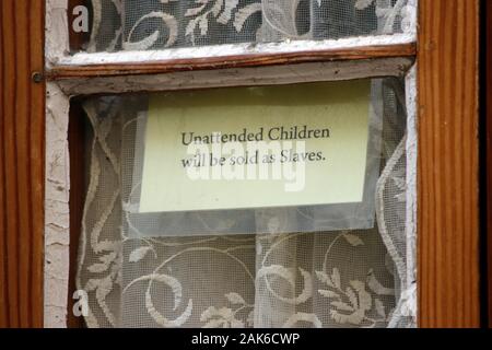 Ungepflegt Kinder als Sklaven verkauft werden. Stockfoto