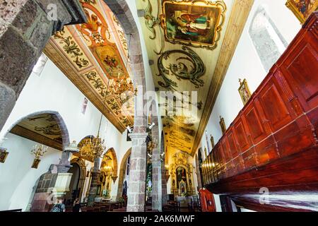 Santa Cruz: Kirche "Igreja Matriz de Santa Cruz, Madeira | Verwendung weltweit Stockfoto