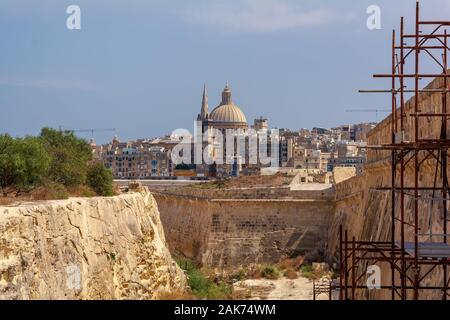 Valletta Stadt, geschossen von Fort Manoel Stockfoto