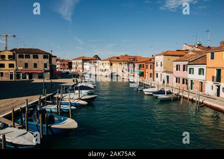 Kanal in der italienischen Stadt von Murano. Stockfoto
