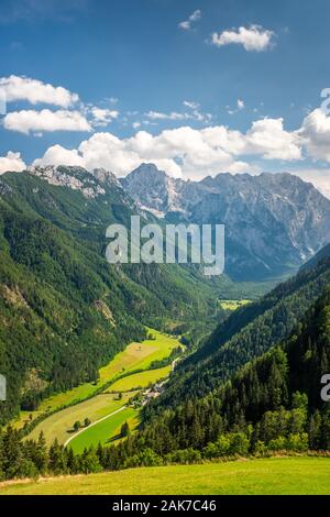 Blick über Tal Logarska Tal Berg Kamnik - Savinja-alpen in Slowenien, Europa Stockfoto