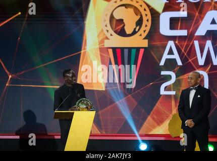 Hurghada, Ägypten. 07 Jan, 2020. Ghanaischer Fußballspieler Sadio Mähne spricht nach dem Erhalt der Spieler des Jahres Award 2019 CAF Preisverleihung im Albatros Zitadelle. Credit: Ibrahim Youssef/dpa/Alamy leben Nachrichten Stockfoto