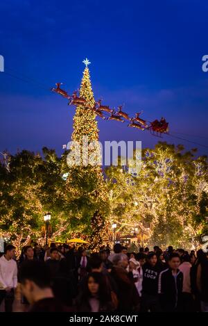 Weihnachtsmann's Schlitten in The Grove während der Weihnachtszeit, CA Stockfoto