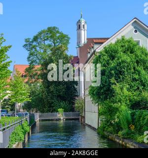 Eindrücke von der alten Stadt Augsburg mit mit seiner komplexen Kanalsystem Stockfoto