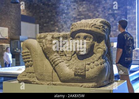 Steinskulptur Chac Mool, Nationalmuseum Museo Nacional de Antropologia, Mexiko Stadt, Mexiko Stockfoto