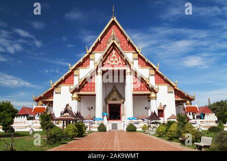 Phra Wihan Mongkhon Bophit in Ayutthaya, Thailand. Stockfoto