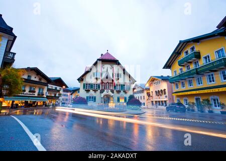 Das Rathaus in St. Gilgen, die Stadt ist ein Dorf, das von den Wolfgangsee im österreichischen Bundesland Salzburg, im Salzkammergut Region. Stockfoto