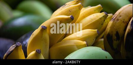 Close-up von Bananen und Früchte auf dem Markt, La Digue, Seychellen Stockfoto