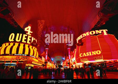 Freemont Street bei Nacht, Las Vegas, Nevada, USA Stockfoto