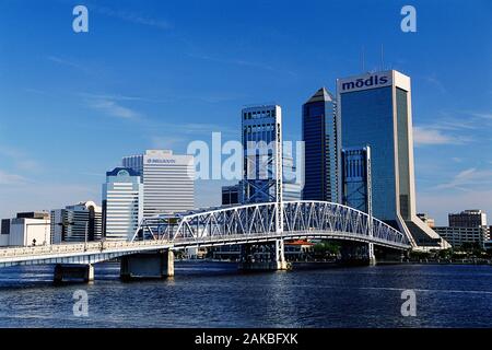 Main Street Bridge und die Skyline der Innenstadt, Jacksonville, Florida, USA Stockfoto