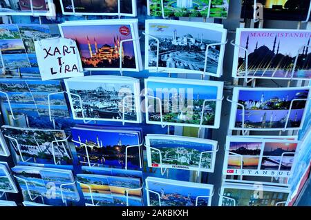 Verkauf Postkarte - Markt in Istanbul - Bosporus - TÜRKEI Stockfoto