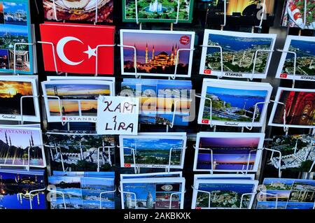 Verkauf Postkarte - Markt in Istanbul - Bosporus - TÜRKEI Stockfoto