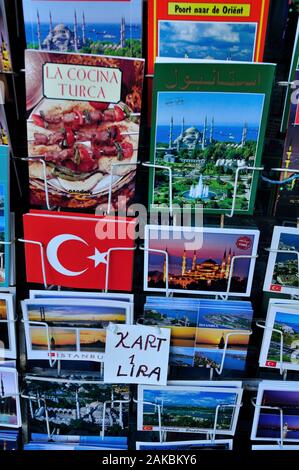 Verkauf Postkarte - Markt in Istanbul - Bosporus - TÜRKEI Stockfoto