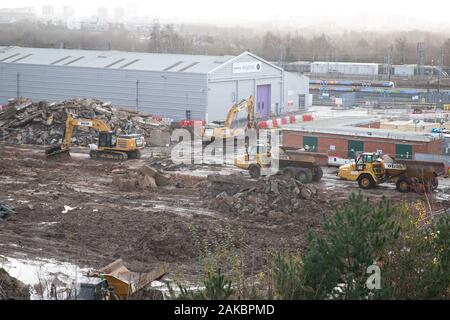 Bauarbeiten an der alten Eiche, im Westen von London, wo u-Plattformen für HS2 mit Elizabeth line (Traverse) Züge, nach Heathrow und London Link wird. Stockfoto