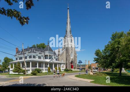 Kanada, Quebec, Montreal, Peak District, Saint-Joachim Kirche in Pointe-Claire und alten Pfarrhaus Stockfoto