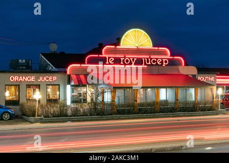 Anada, Provinz Quebec, Centre-du-Québec Region, in die Fußstapfen von der Erfindung der poutine, Drummondville, Le Roy Jucep Restaurant Stockfoto