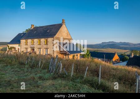 Frankreich, Puy de Dome, Beschwerden, Weiler Brion, Cezallier Plateau, Parc Naturel Régional des Volcans d'Auvergne, Regionaler Naturpark der Vulkane der Auvergne Stockfoto