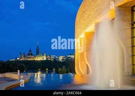 Kanada, Quebec Provinz, Outaouais region, Gatineau, Das Kanadische Museum der Geschichte, ehemals kanadischen Museum der Zivilisation und dem Parliament Hill Stockfoto