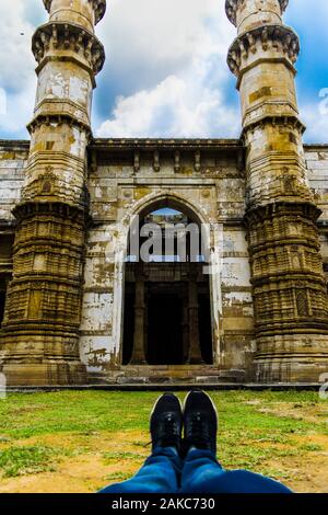 Kevada Moschee ist eine Moschee in Champaner, Gujarat, westliche Indien. Es ist auch als kevda Masjid bekannt. Es ist Teil der Champaner-Pavagadh Archaeolog Stockfoto